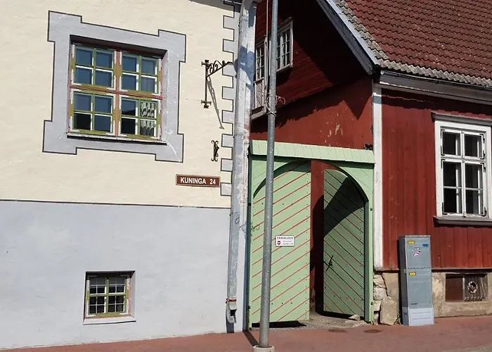 Kuninga 24/2 Old Town Appartamento Pärnu